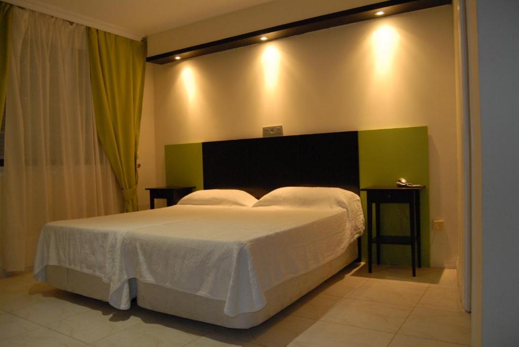 Hotel Miramar La Linea de la Concepcion Ngoại thất bức ảnh