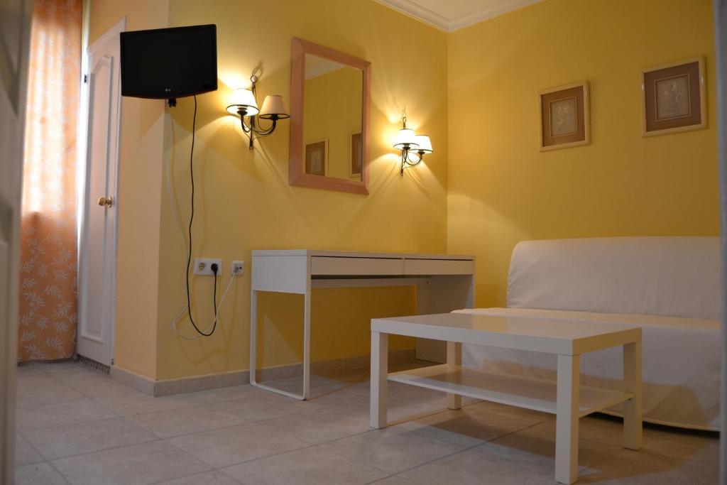 Hotel Miramar La Linea de la Concepcion Phòng bức ảnh