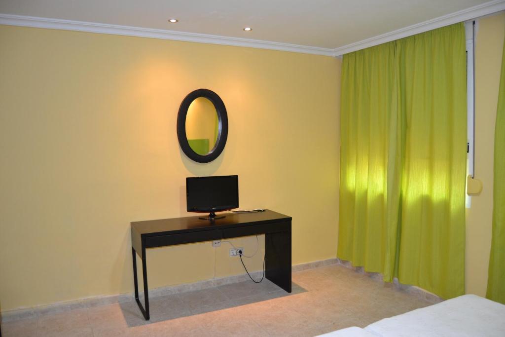 Hotel Miramar La Linea de la Concepcion Phòng bức ảnh